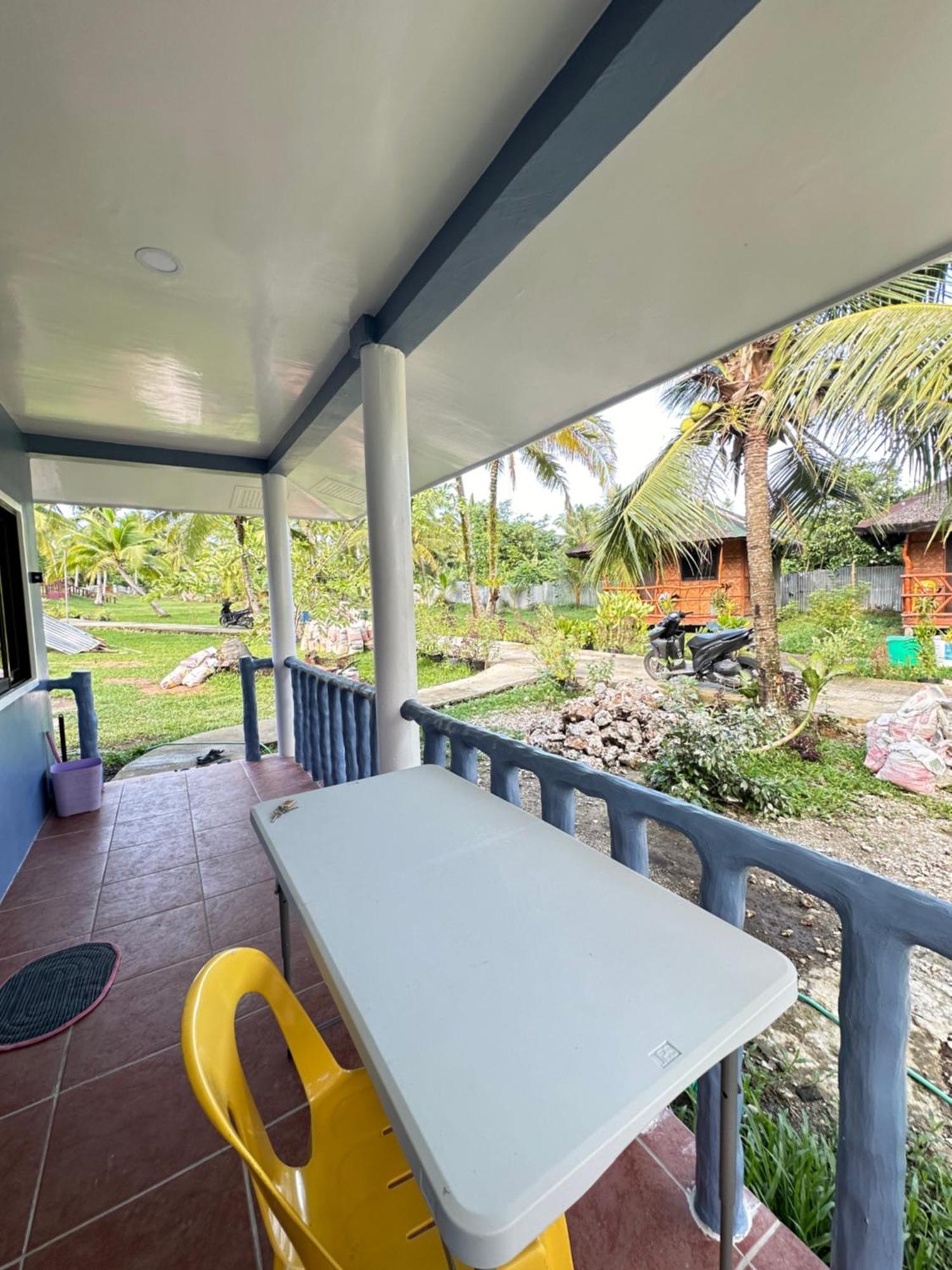 Cris & Mar Homestay Burgos  Экстерьер фото