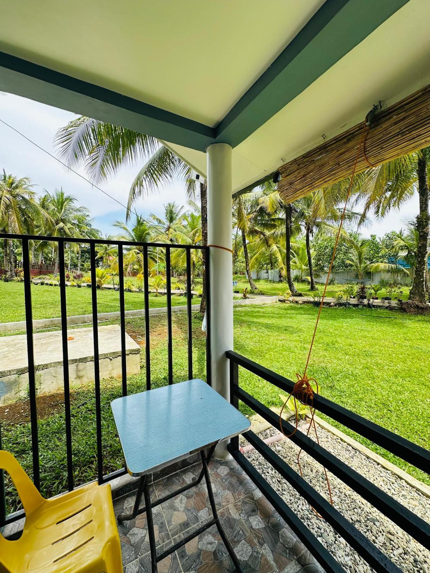 Cris & Mar Homestay Burgos  Экстерьер фото